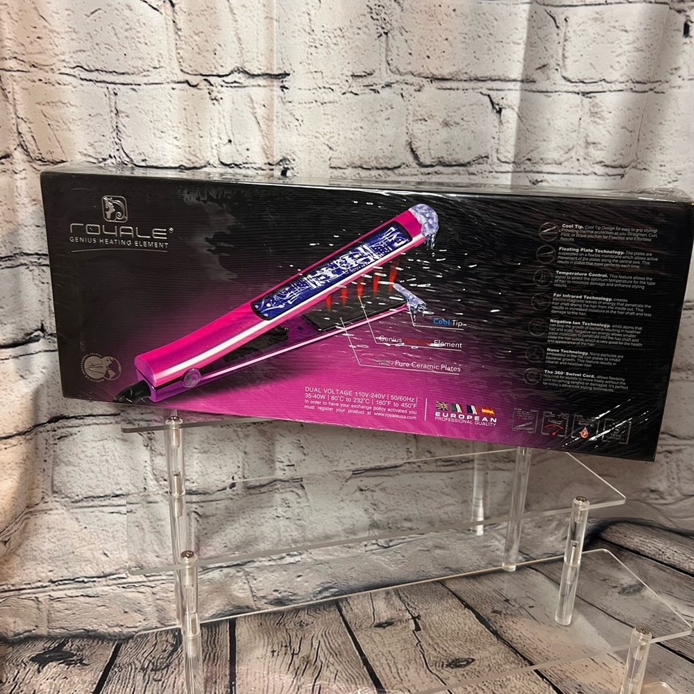 NIB Royale Pink Hair Straightener